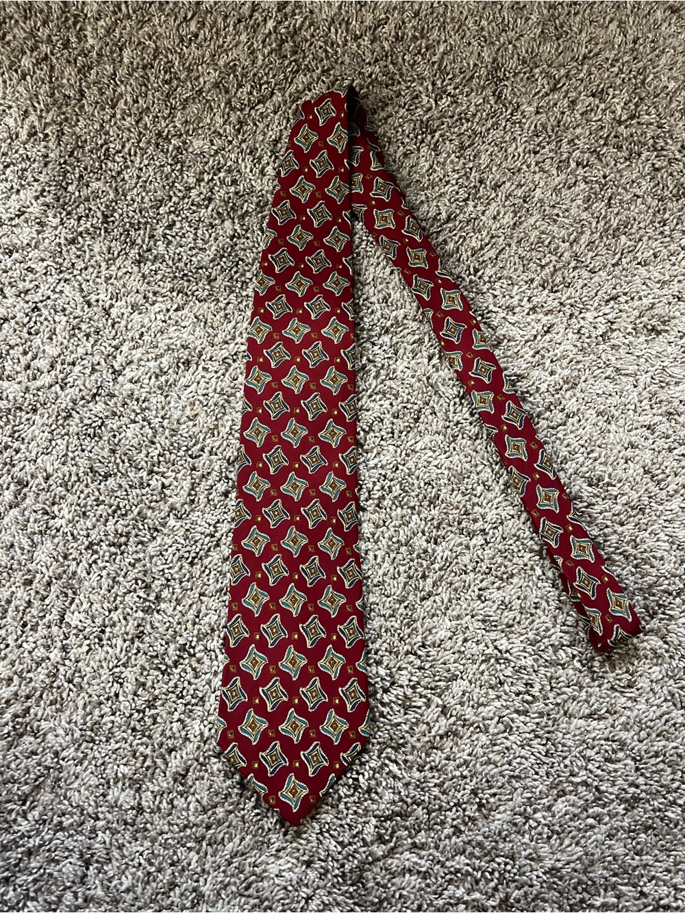 Men’s Vintage Chaps Ralph Lauren geometric tie red and green